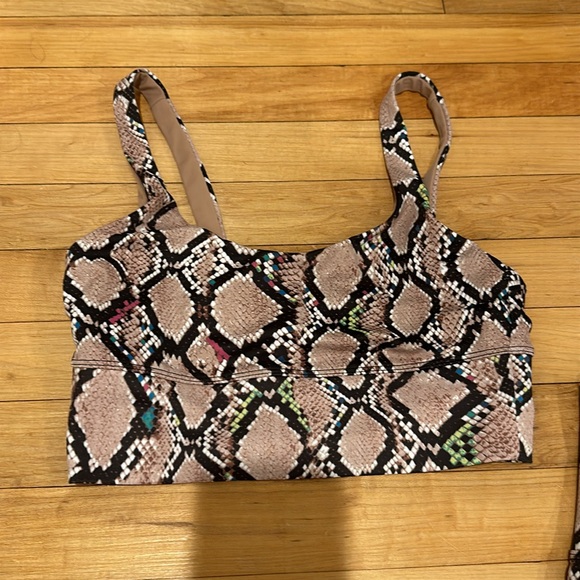 Beach Riot Workout Set Size S - Picture 2 of 3